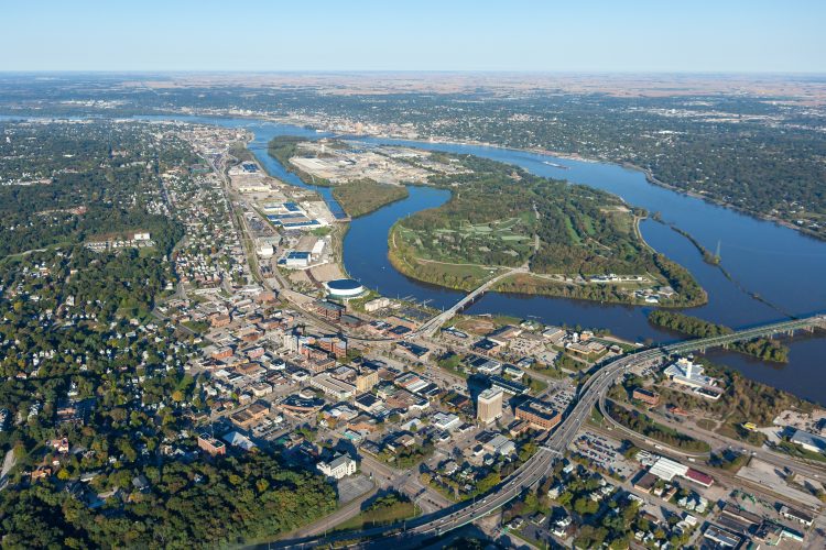 Moline, IL Real Estate & Homes for Sale